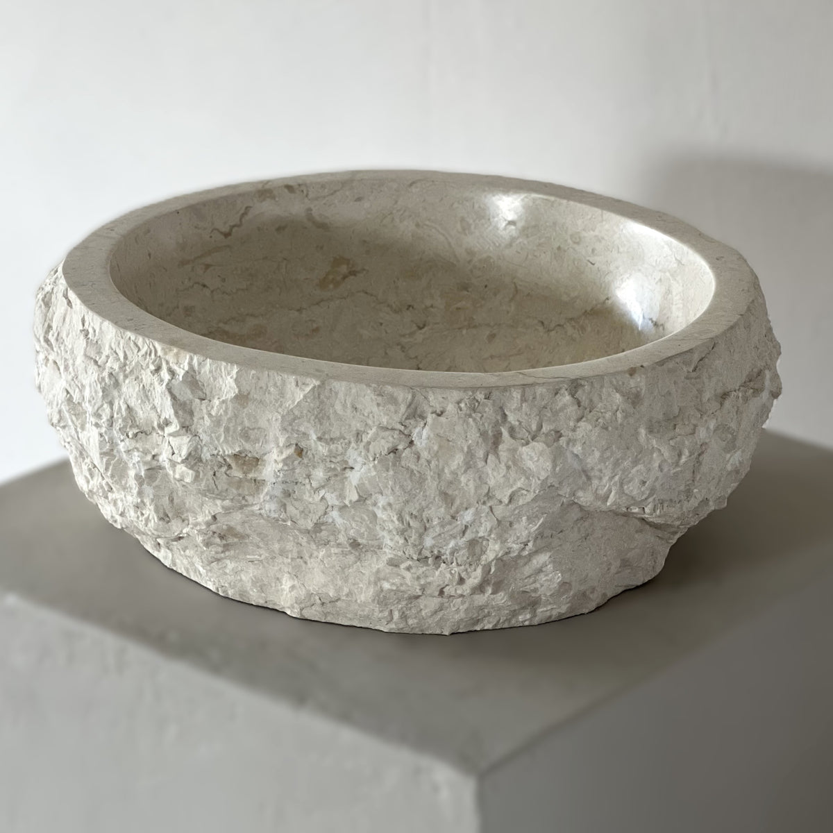 Kreminio Marmuro Praustuvas SANTORINI CREAM S NR. 025