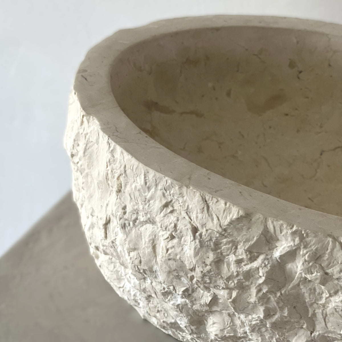 Kreminio marmuro praustuvas SANTORINI CREAM S Nr. 059