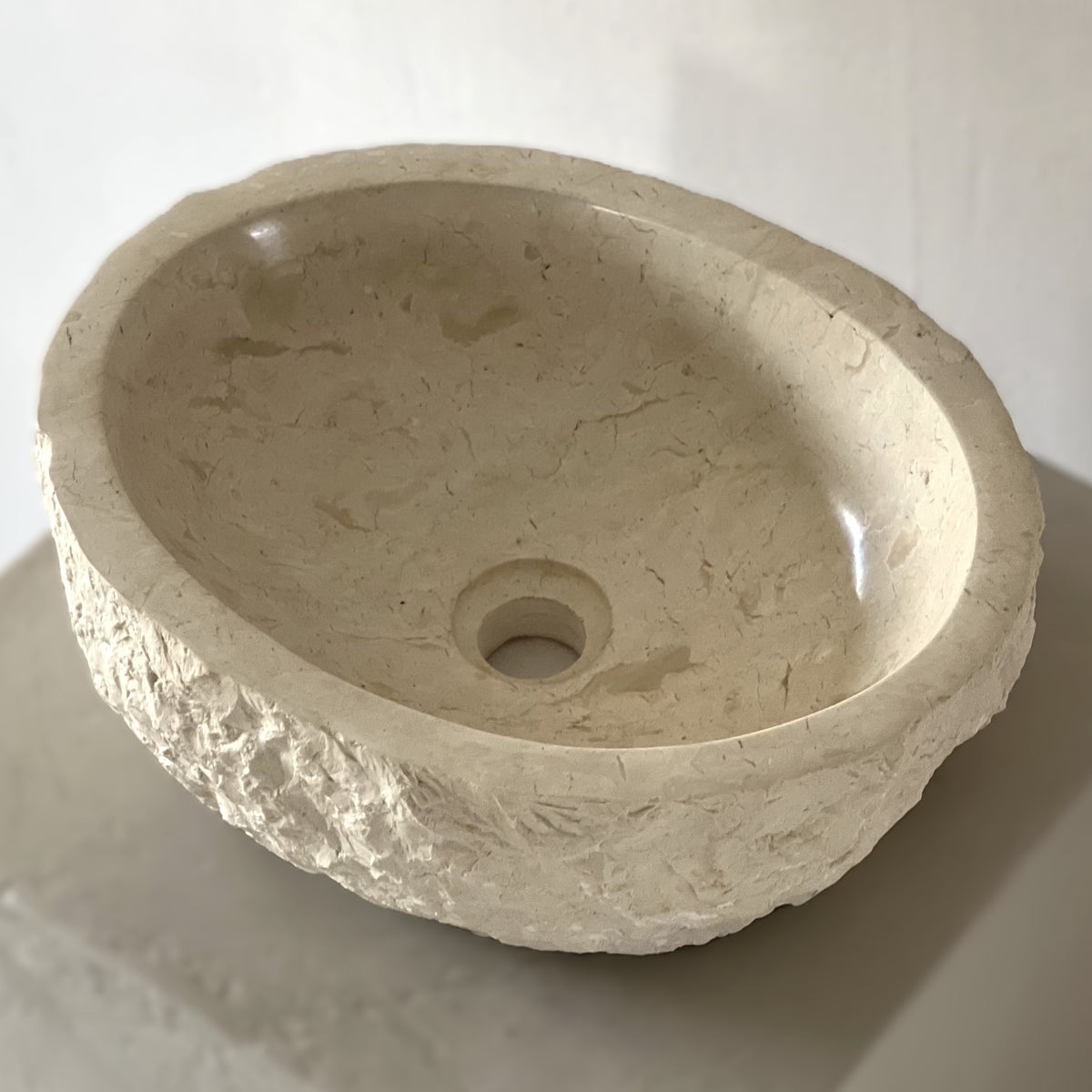 Kreminio marmuro praustuvas SANTORINI CREAM S Nr. 059