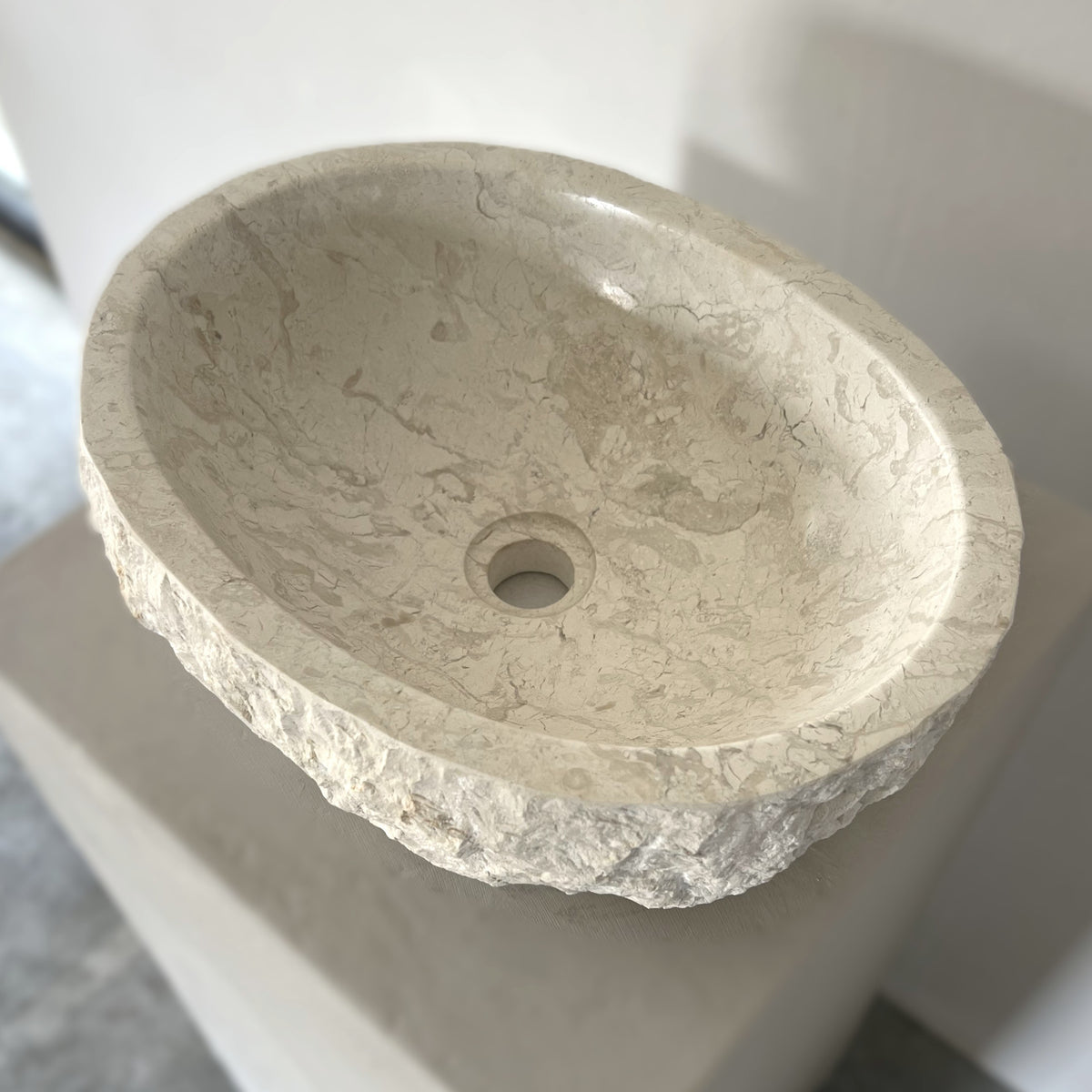 Kreminio marmuro praustuvas SANTORINI CREAM S Nr. 012